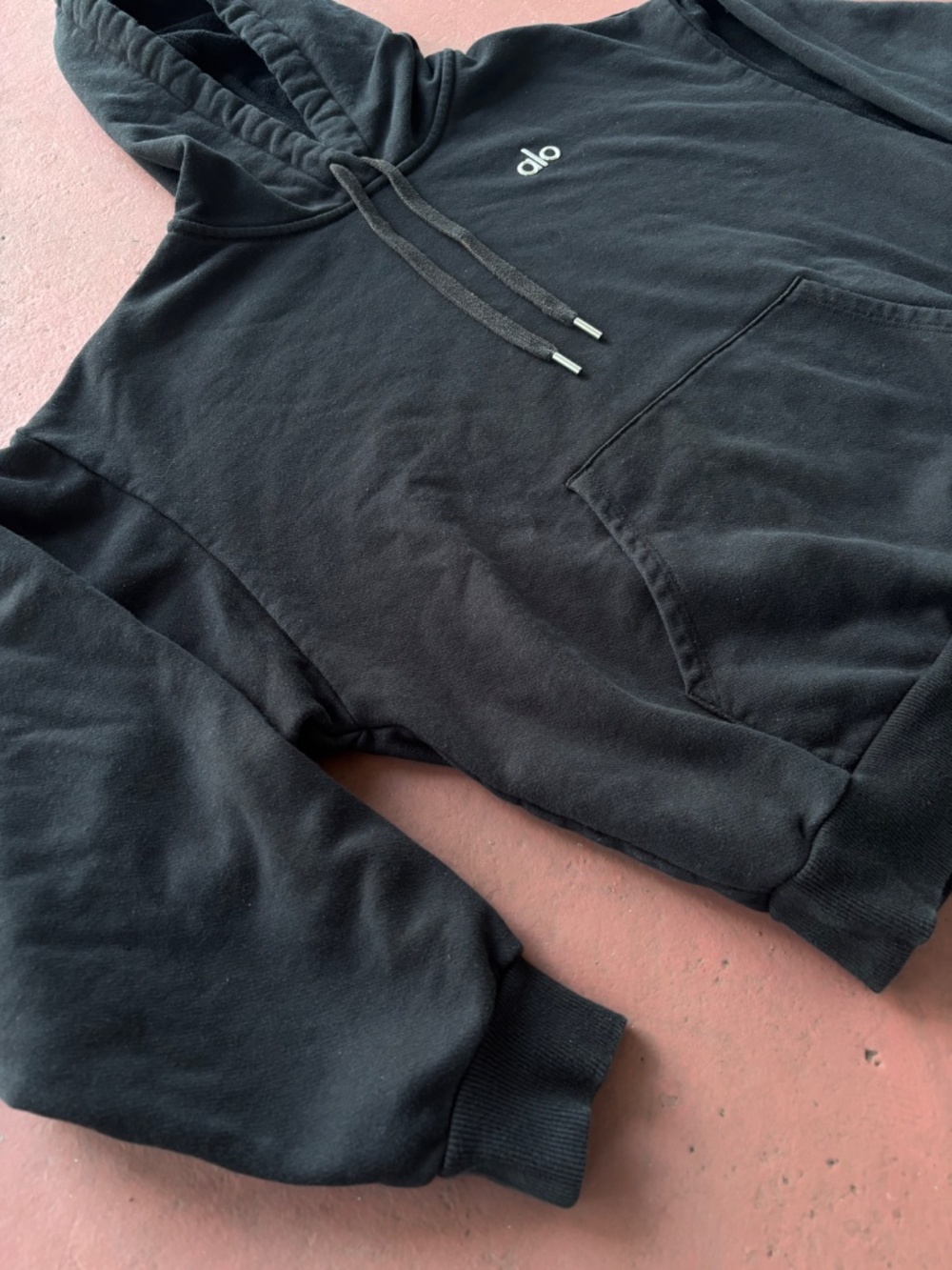 ALO Yoga Accolade Hoodie Small Black unisex - Picture 3 of 9